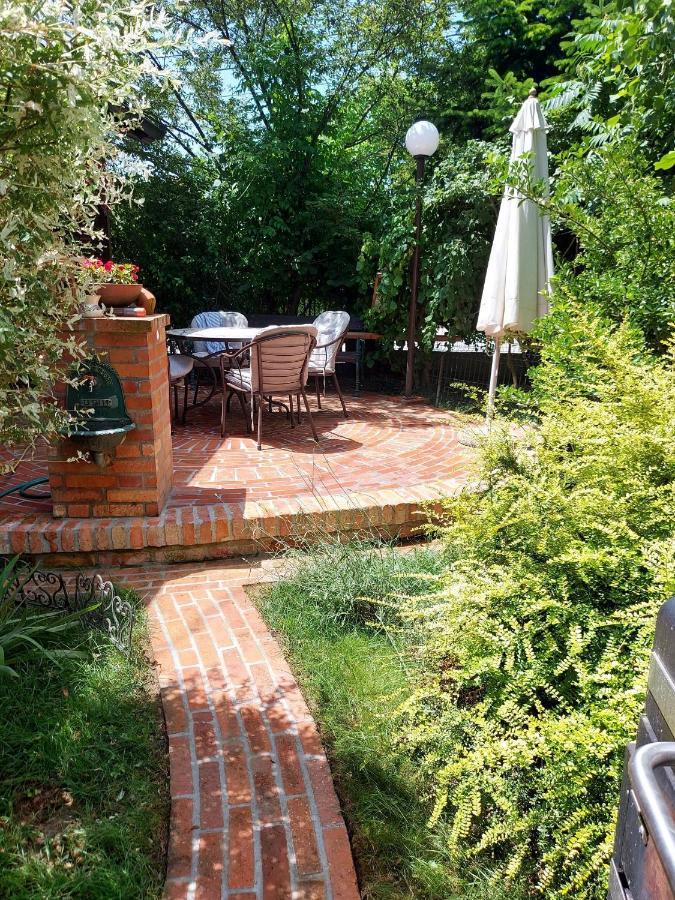 Eden Apartment Sveta Nedjelja  Екстер'єр фото